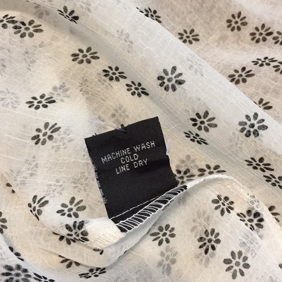 Sheer top - Picture 7 of 10